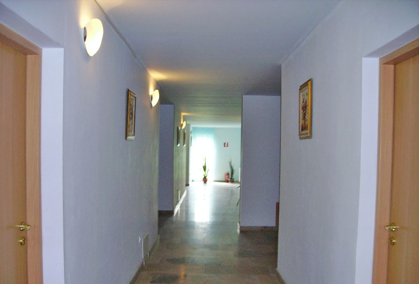 Korridore im Seniorenheim Sfantul Sava Cluj